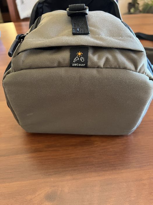 Lowepro Nova 140 AW II