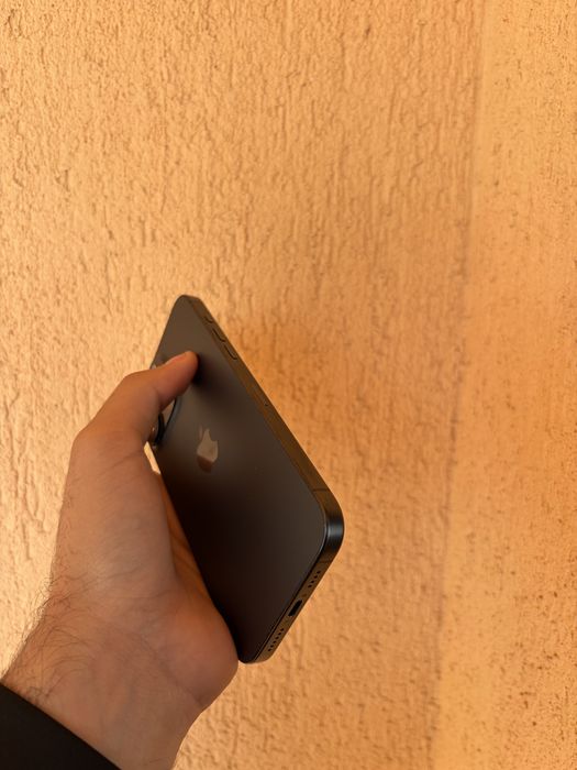 Vand iPhone 15 PRO MAX 1TB memorie 87% bateria