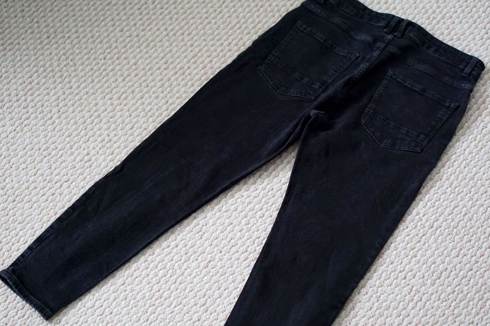 Blugi negri Zara pentru barbati