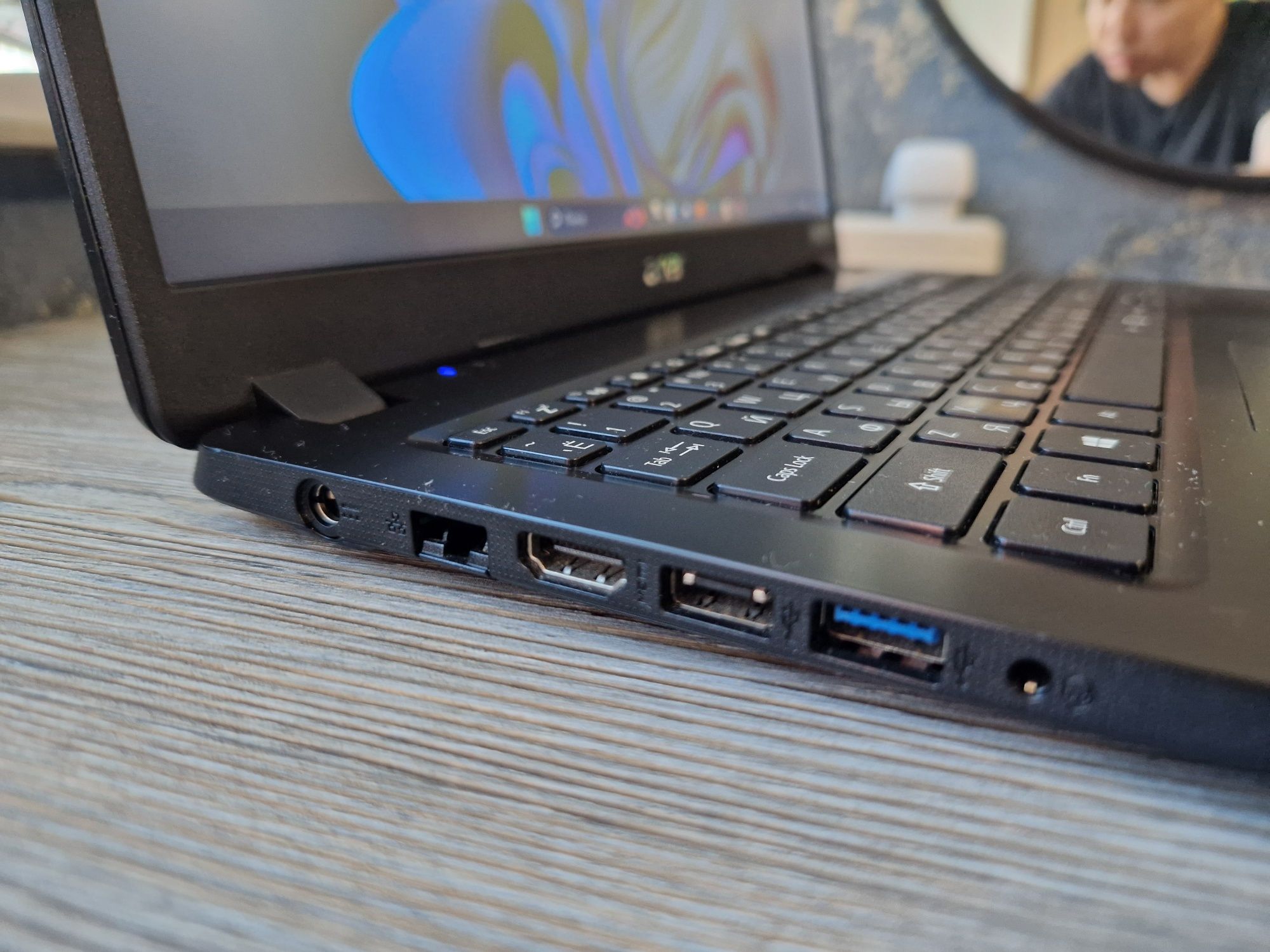 Ноутбук Acer Corei3 состоянике хорошее