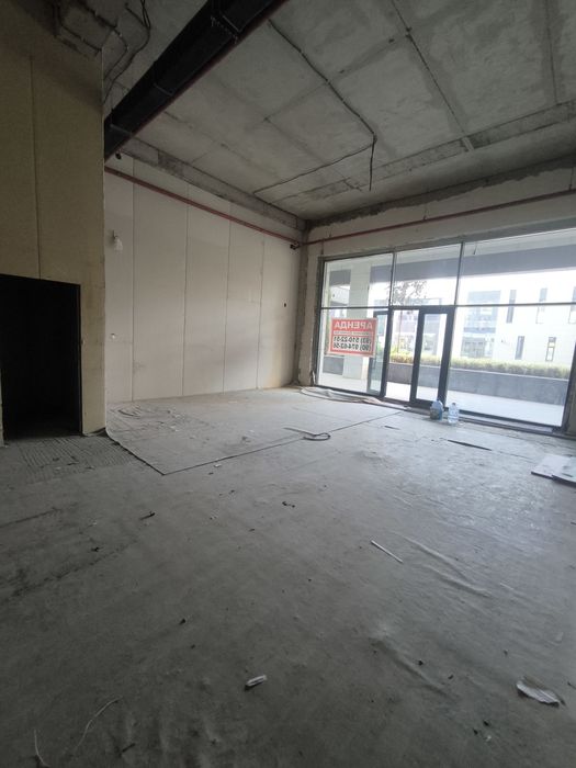 Сдаётся в аренду помещение под общепит! В бизнес центре ул.Махтумкули