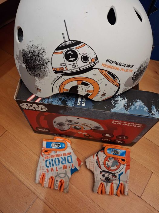 4 jucarii si 2 textile