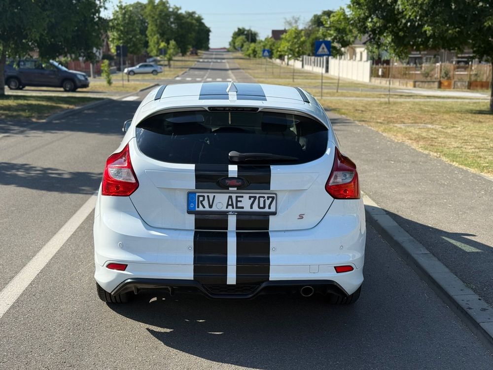Ford Fiesta 1.6 Turbo Pachet ST