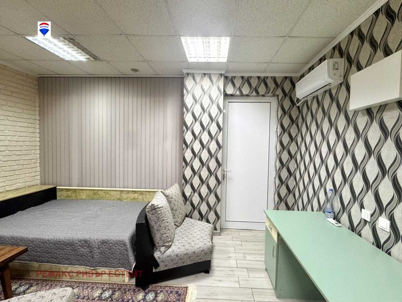 Продава се Магазин в Русе, Родина 2 - 30 кв.м за 1330 €/кв.м - Снимка #2