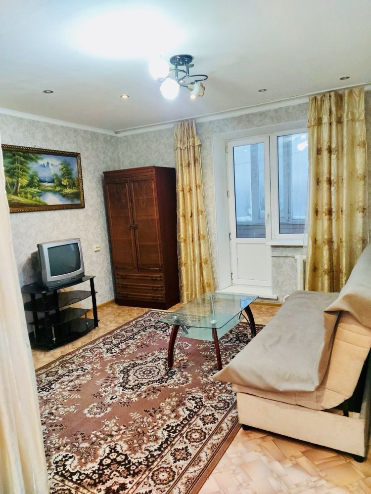 Сдам 1- комн кв в центре