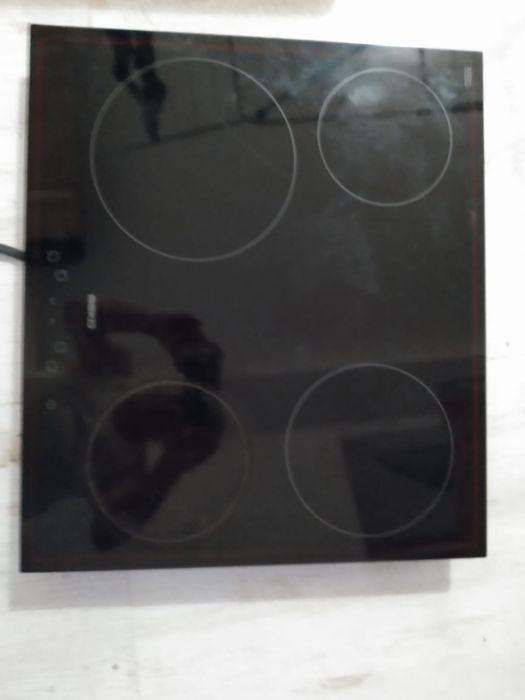 Plita vitrina ceramica Beko