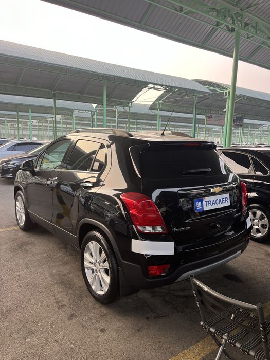 Tracker premier zo'r xolatda