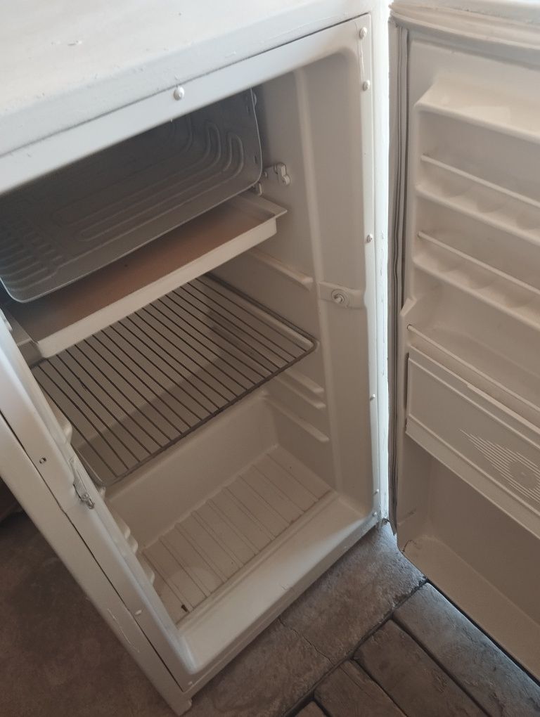 Продается холодильник