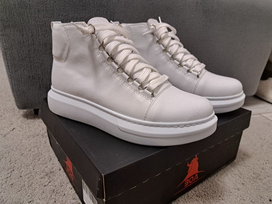 Ghete Noi/Model Bărbătesc/Mărime 41/Albe