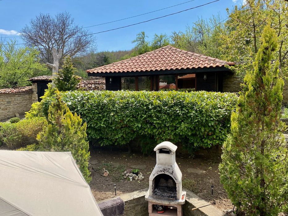 Свободна за фестивала Жеравна 2026г Попската къща с.Медвен