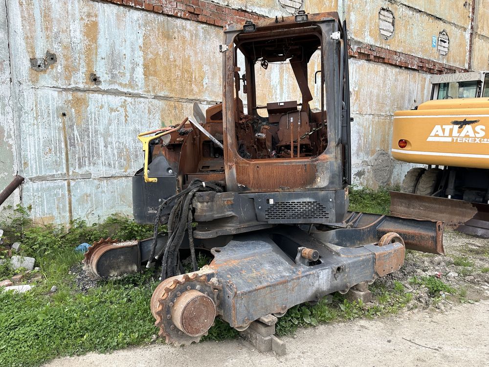 Dezmembrez Yanmar