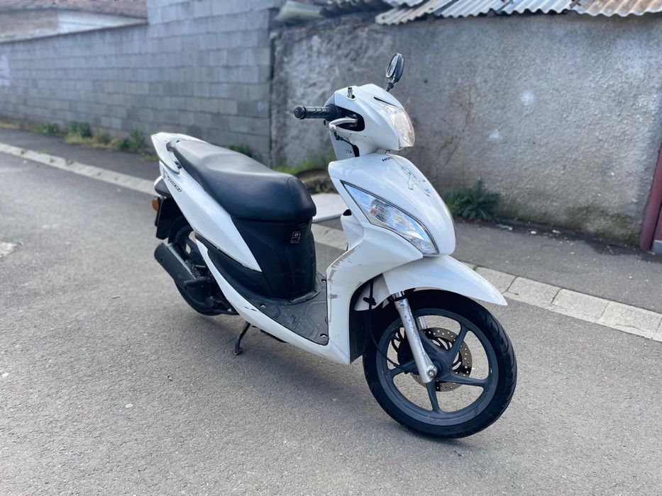 Scuter Honda Vision 2012