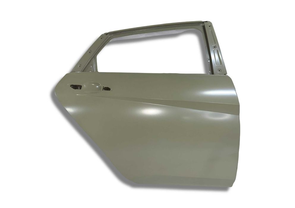 Дверь задняя RH Elantra CN7 21-