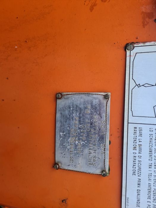 Incarcator frontal Fw 350 fiat hitachi