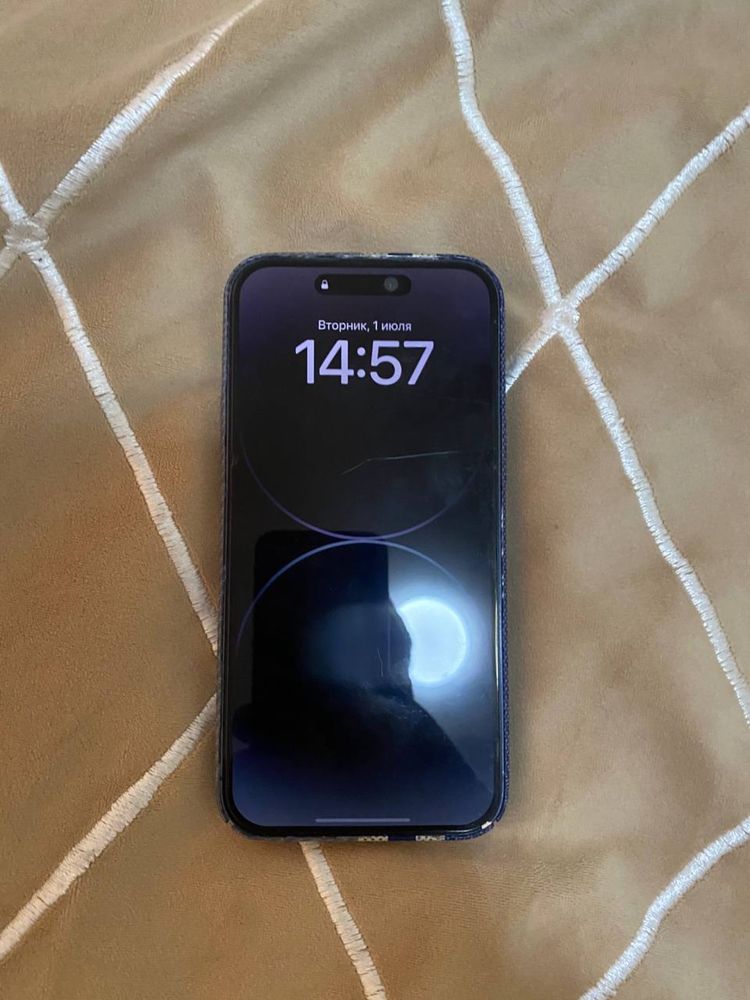 iPhone 14 pro max.