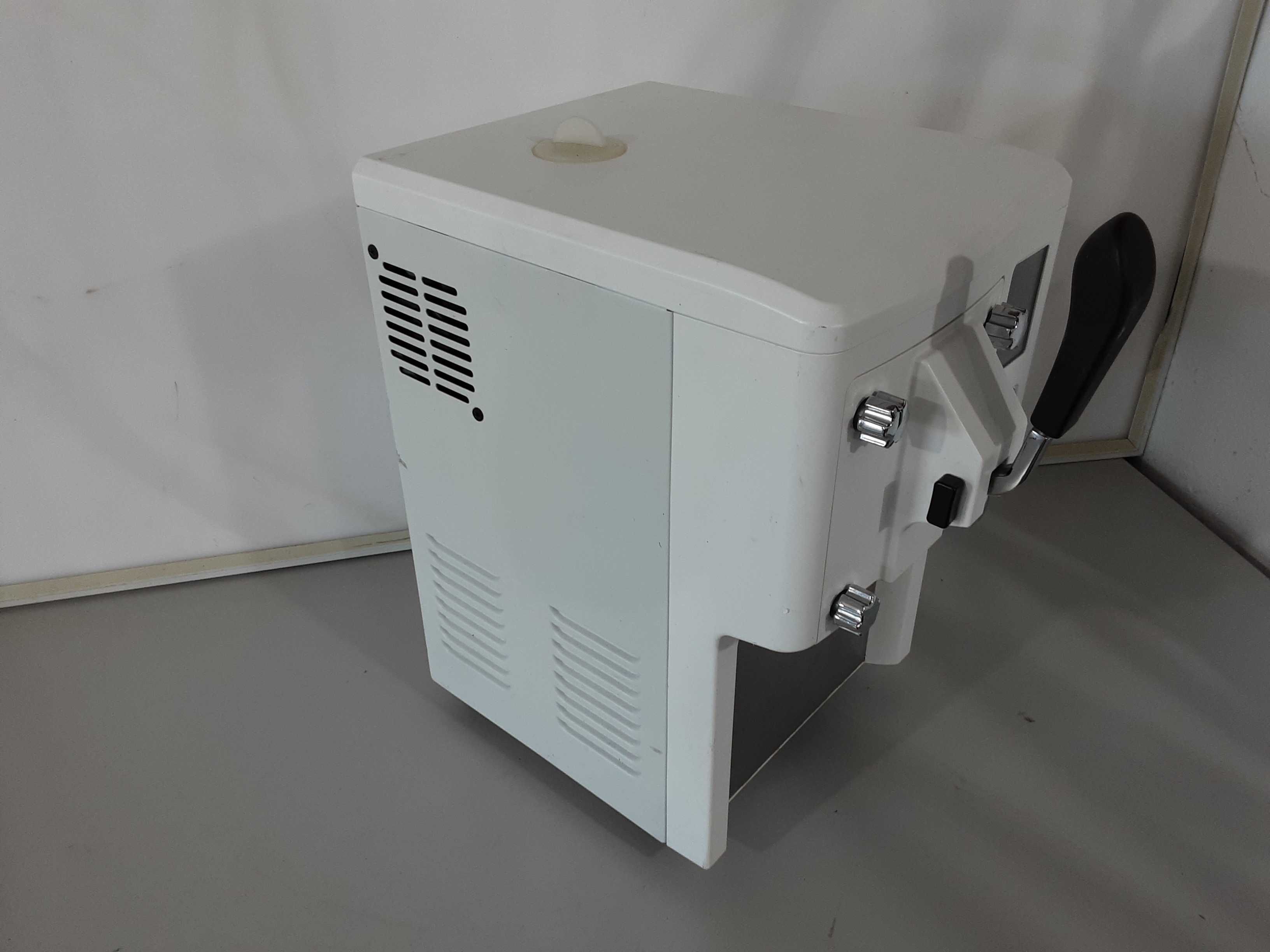 Машина за сладолед - Klastein 250W