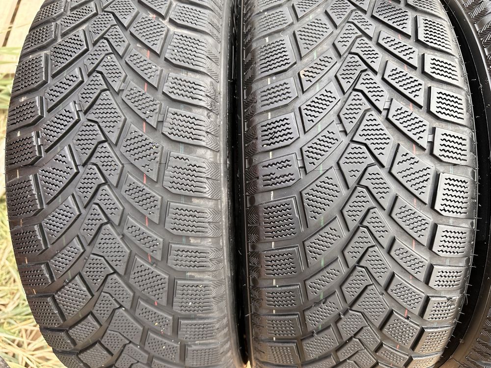 Шины 225/55R17 (4шт)