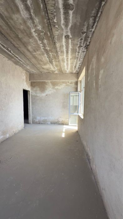 Бухоро шахар марказидан 3 хонали квартира сотилади