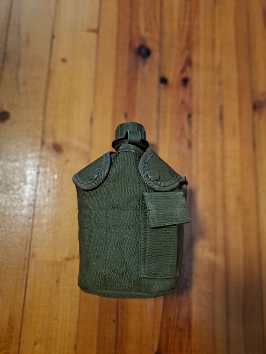 Манерка с чохъл 1л