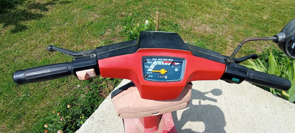 Vînd scuter Peugeot ST 49 cc IAȘI Valea Adîncă