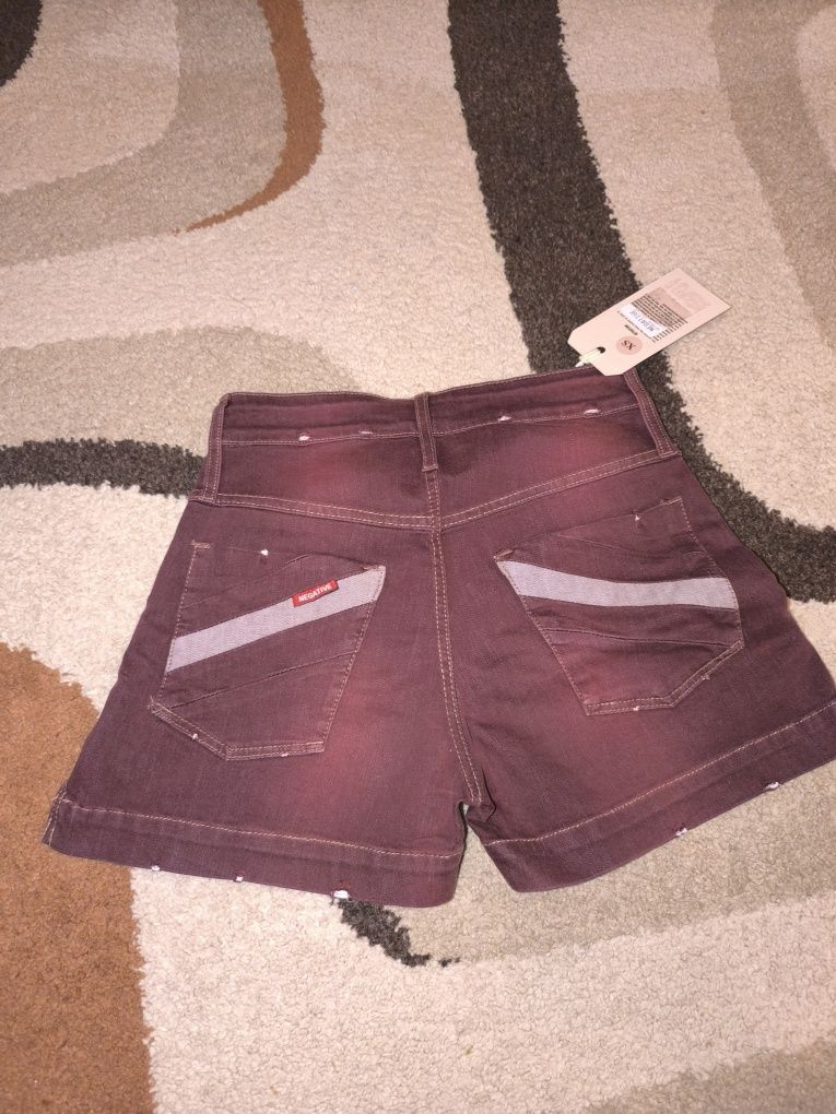 Къси панталонки Bershka,Negative,Evis, Lipsy London