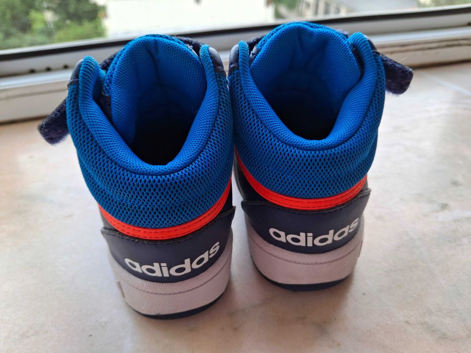 Adidas HOOPS MID 3.0 marimea 26