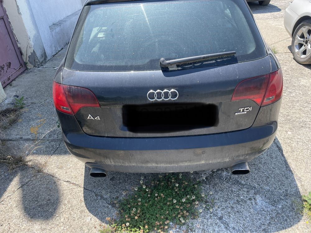 Dezmembrez Audi A4 B7 3.0 tdi quattro