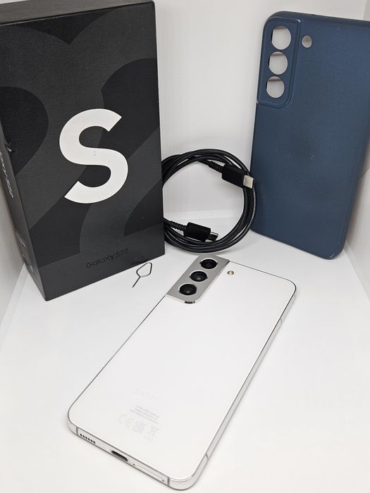 Samsung Galaxy S22 128Gb/8Ram White