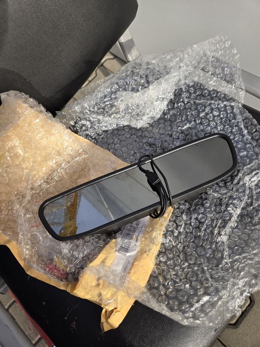 Vând oglindă auto cameră