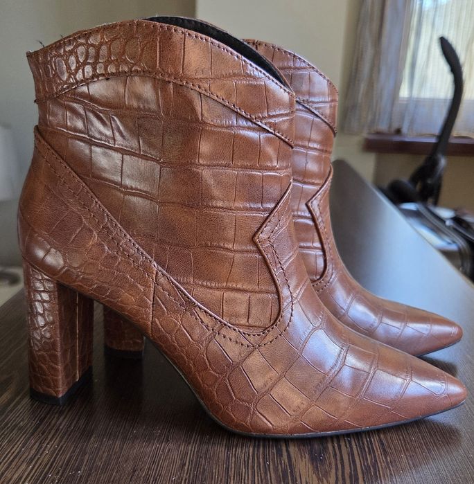 Botine tip ciocate Mango -mărimea 36