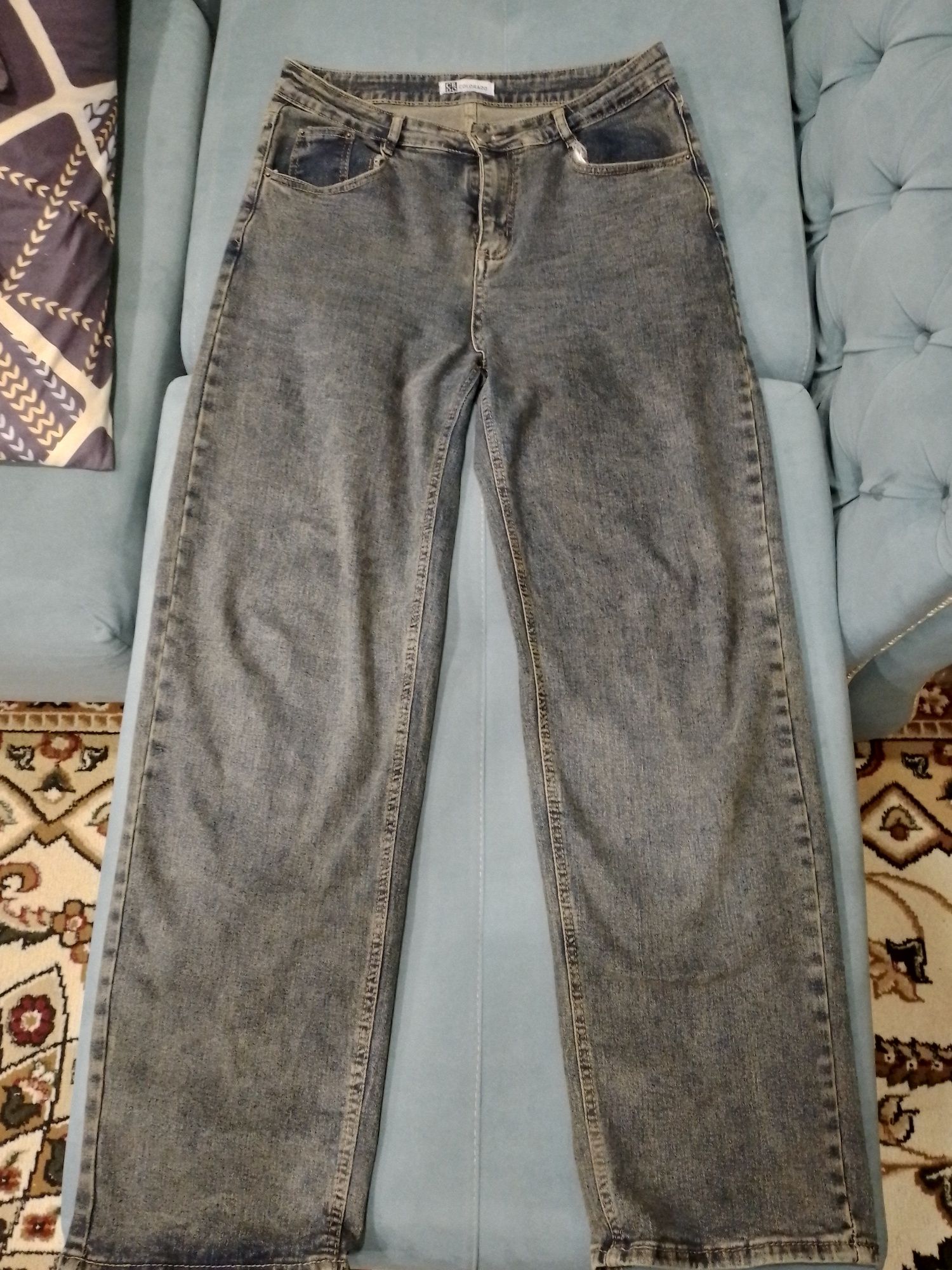 Широкие джинсы 33го размера