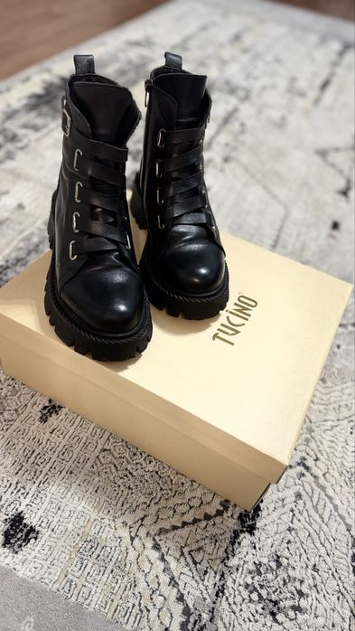 Продам зимние сапоги в отличном состоянии