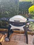 Grătar Weber Gaz Q200 cu masă