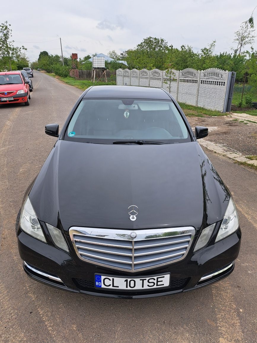 Vând Mercedes-Benz eclass 2.2 7g tronic