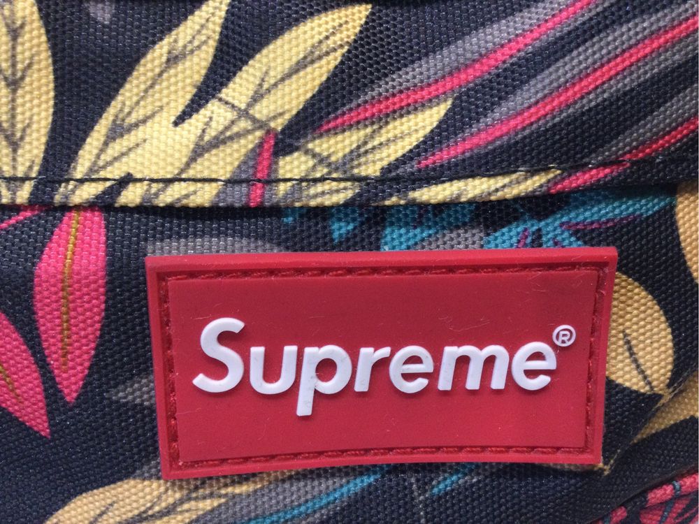 Чанта за кръста Supreme