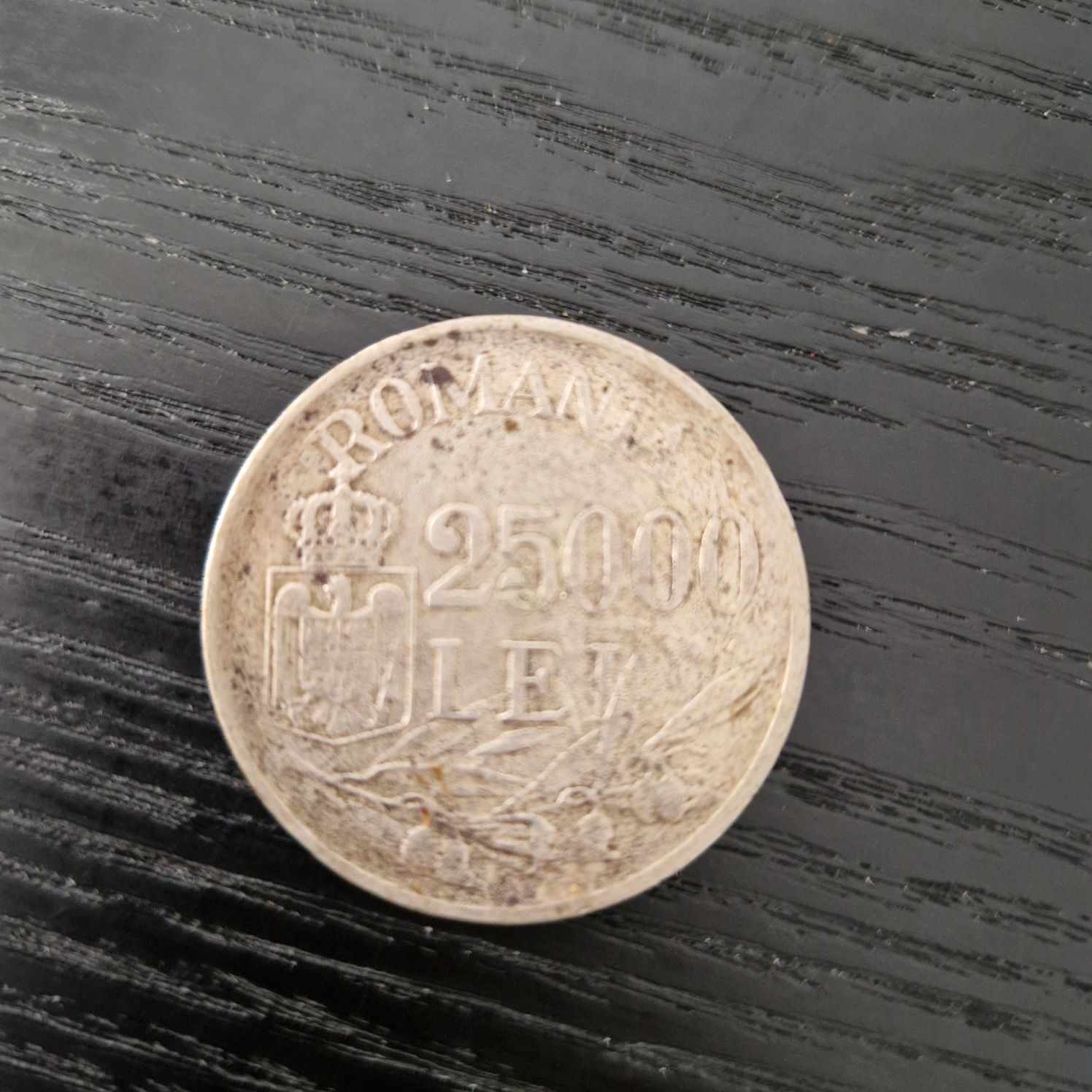 Vând moneda 25 000 Lei din anul 1946