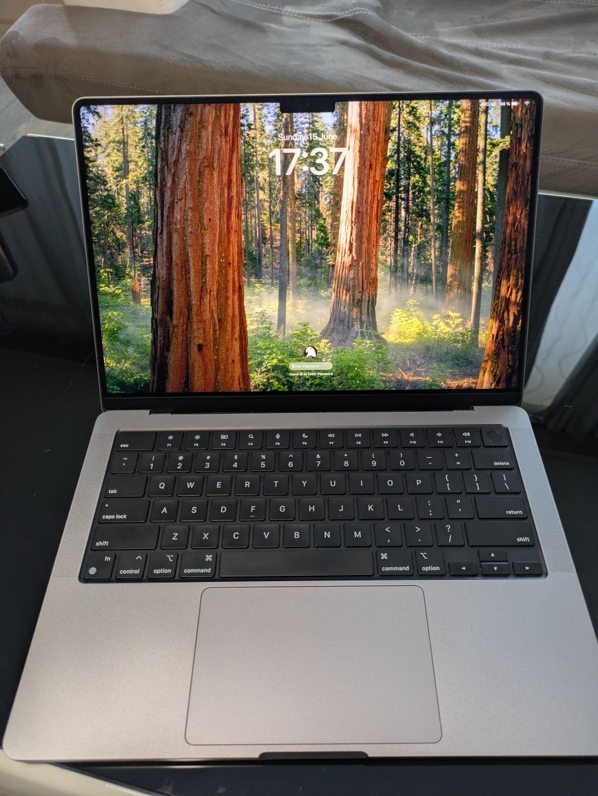 MacBook Pro 14 M1