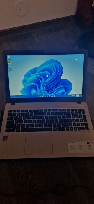 Laptop Asus X540M