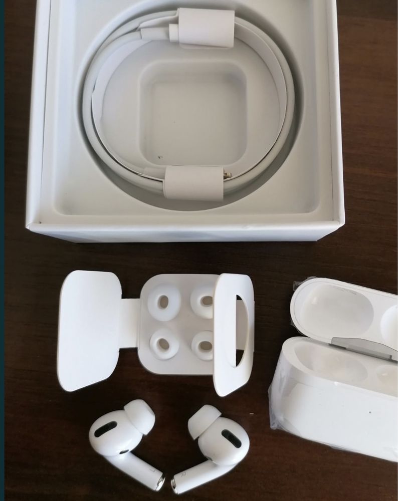 AirPods Pro. Спешно!