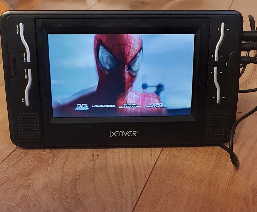 DVD tetiere + CD-uri cu desene