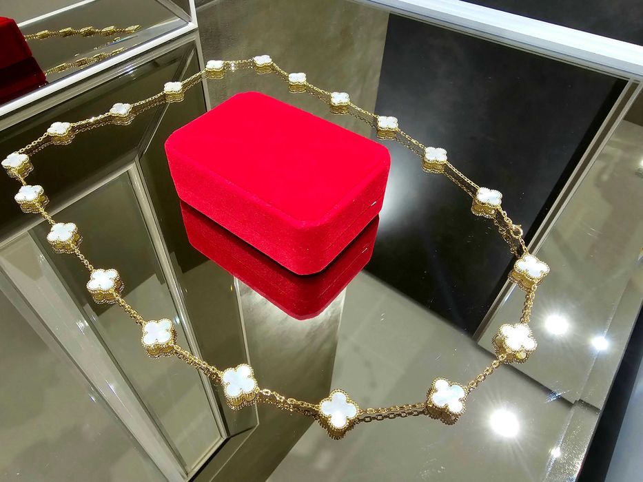 Van Cleef & Arpels VCA Gold Mother 20 Motifs Alhambra Дамско Колие