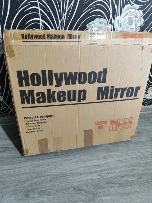 ПРОМО ! Hollywood Луксозно Огледало с тъч бутони - тип Холивуд !
