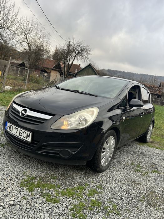 Opel Corsa D 2011
