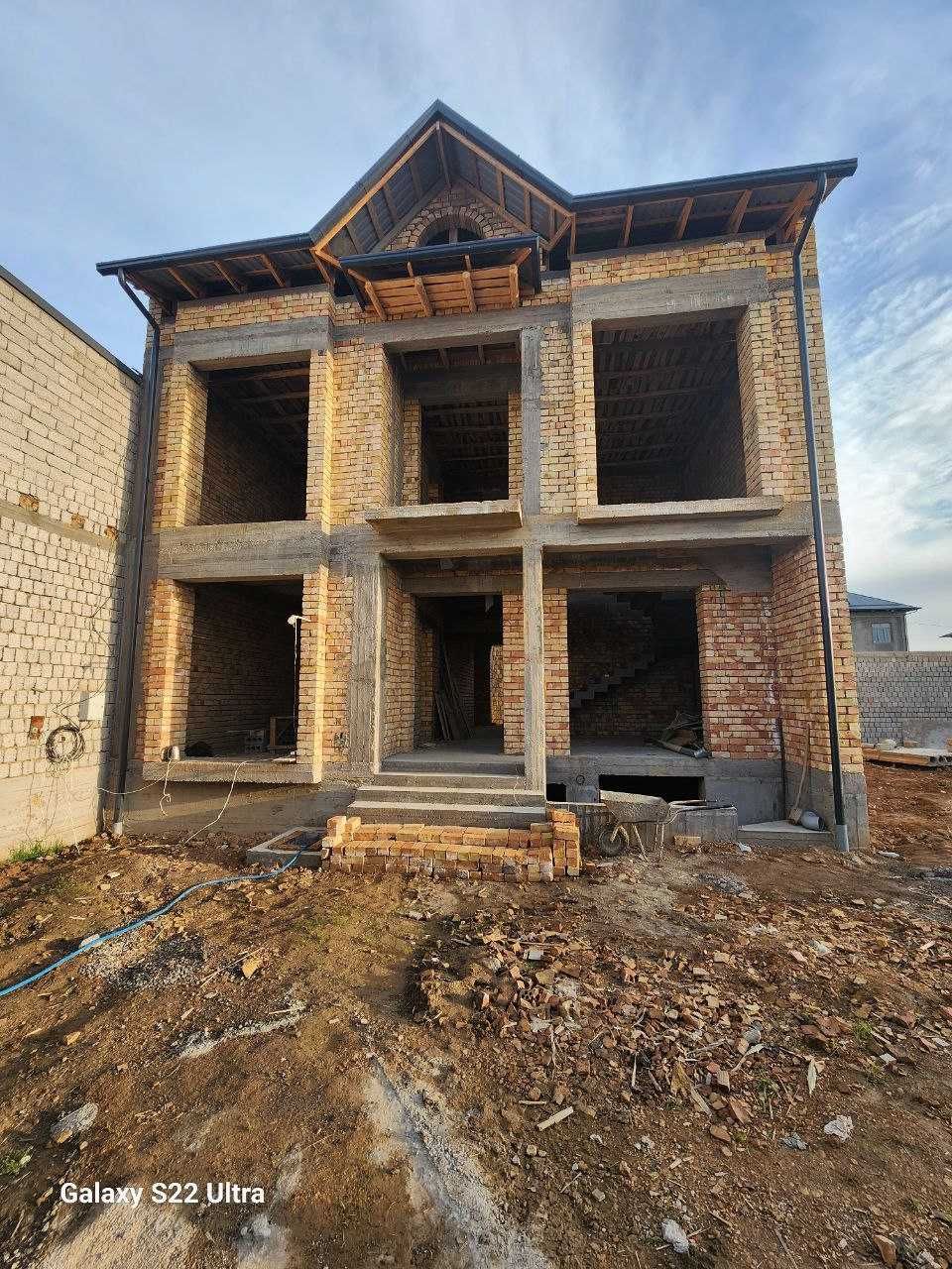 Продаетса Новый Евро дом (каробка)