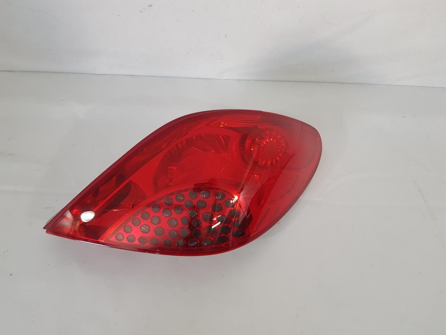 Stop dreapta Peugeot 207 HB dupa 2007