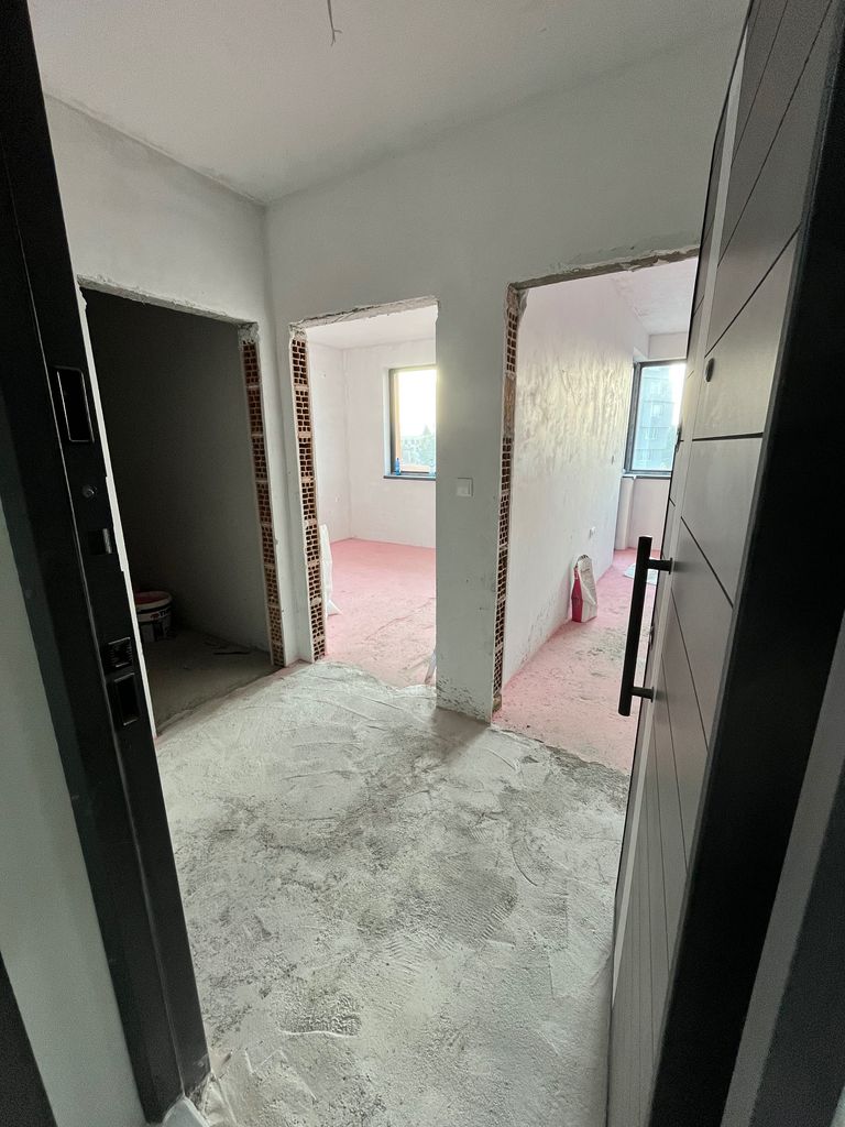 Продава се Двустаен апартамент в Търговище, Изток 1 - 52 кв.м за 1471 €/кв.м - Снимка #5