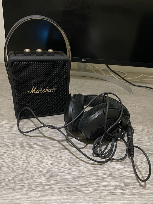 Boxa Marshall Stockwell II si Casti Sennheiser HD 560S