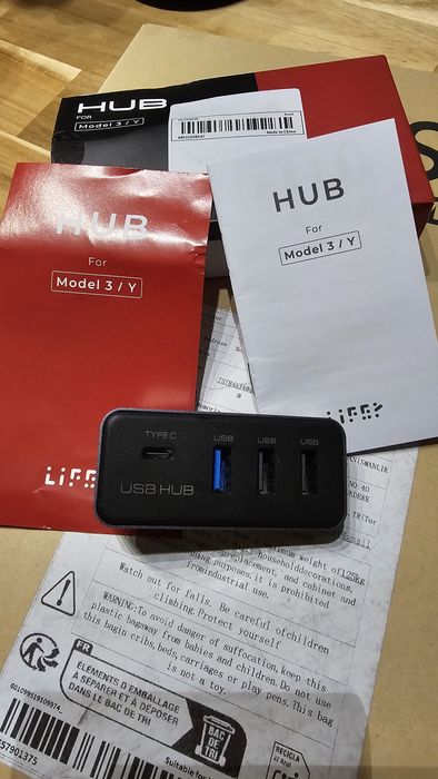 HUB USB nou. USB 3.0