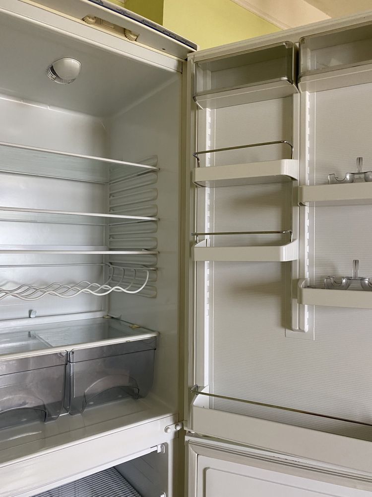 Холодильник 2 х камерный Атлант