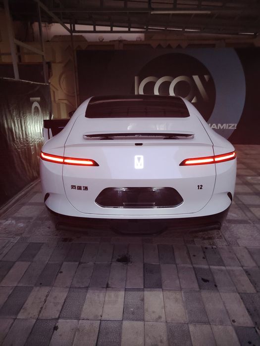 Huawei Avatr 12 Gibrid Ultra